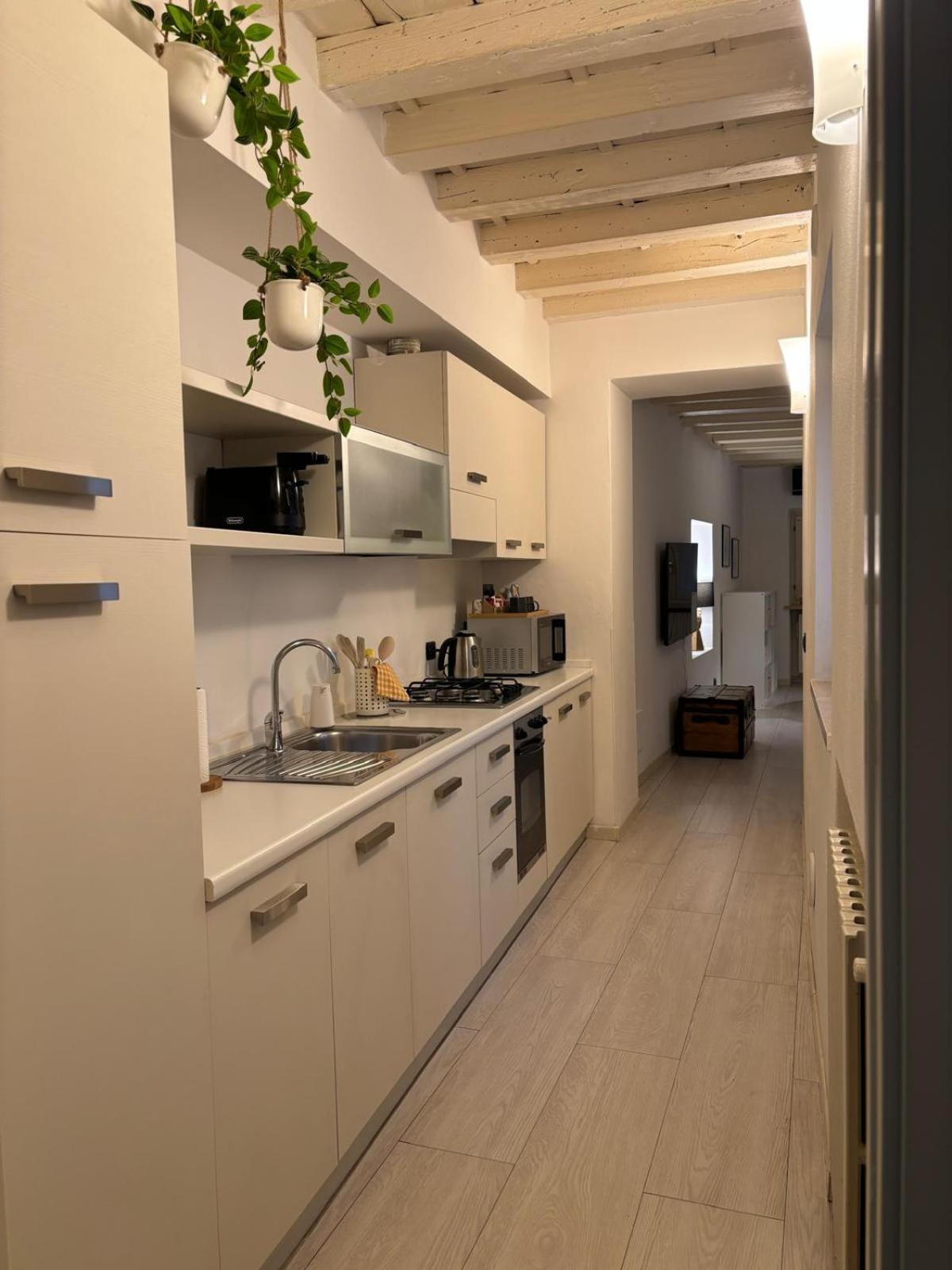 Sanpietro Apartment Verona Luaran gambar
